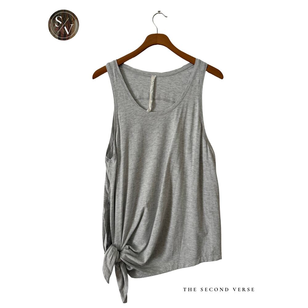 Lululemon Activewear Top Light Heather Grey To The Point Tank Size 10 - Picture 4 of 12